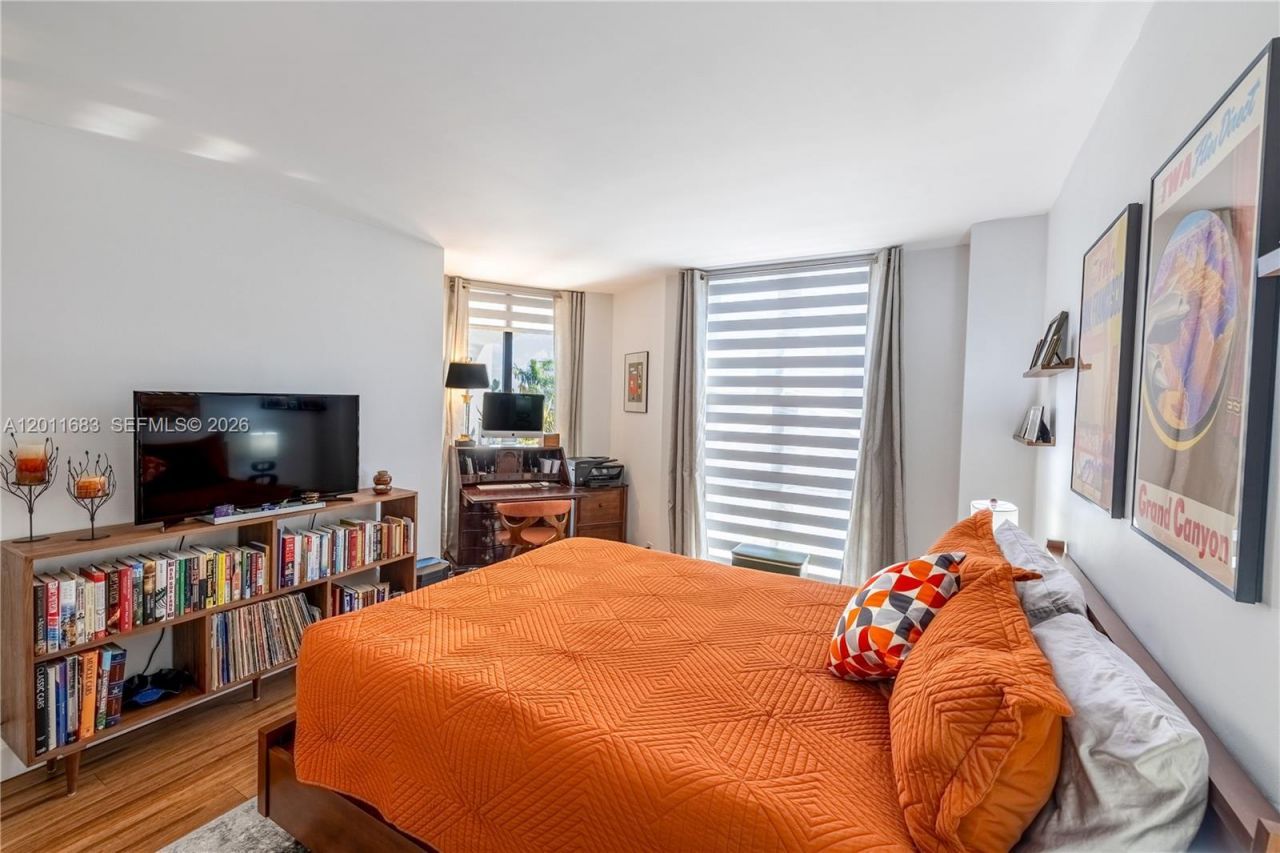 4000 Towerside Ter , Unit 308, Miami, FL 33138 Photo