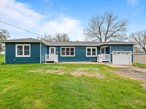1505 Conant STREET, Lake Geneva, WI 53147