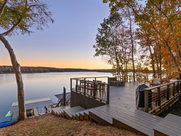 374 Ridgefield Cir , Winchester, TN 37398
