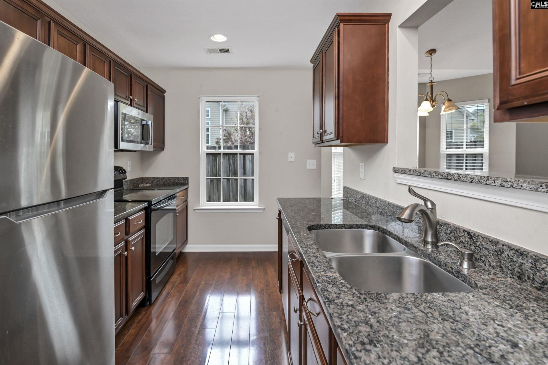 619 Teardrop Lane  Photo 9