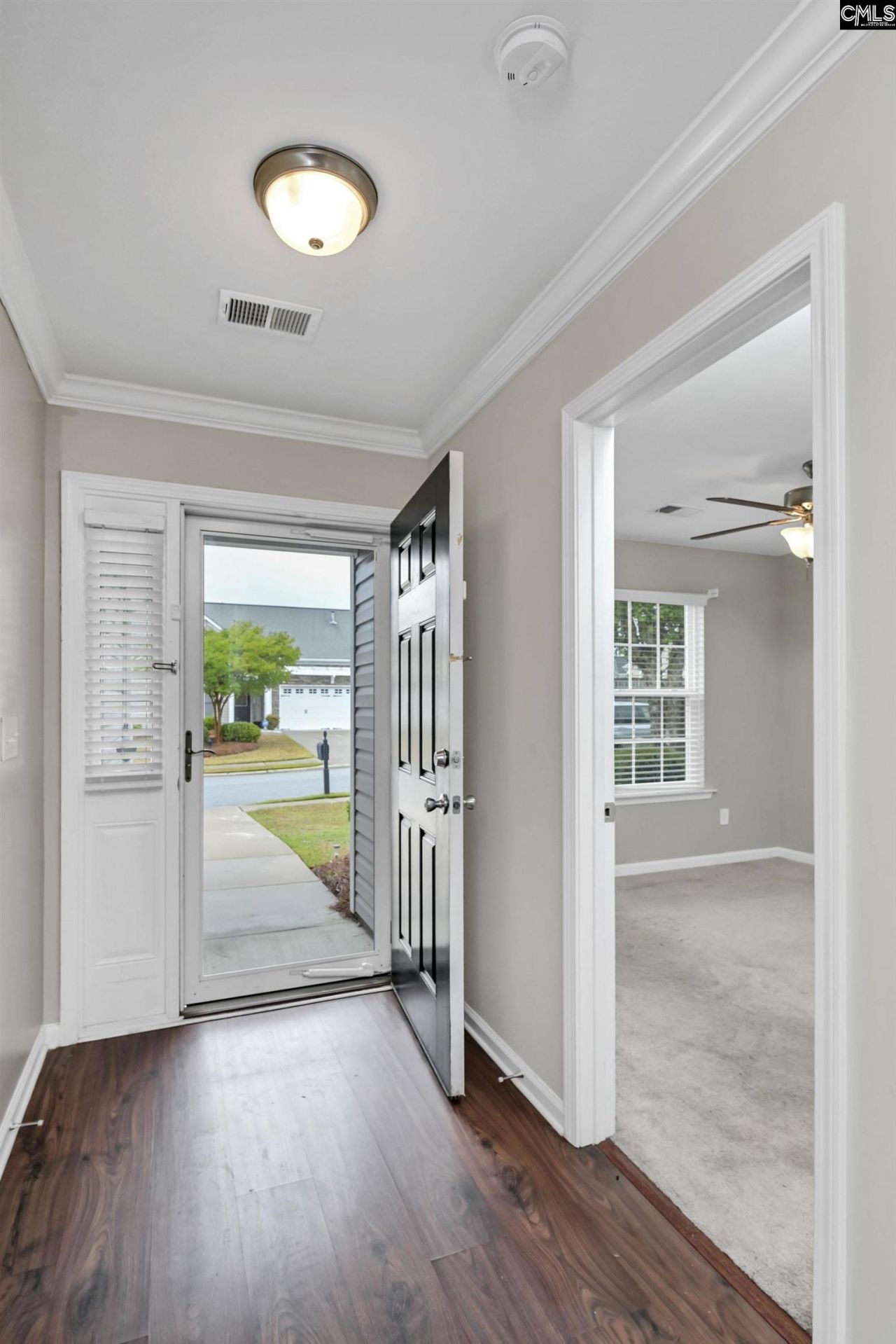 619 Teardrop Lane  Photo 4