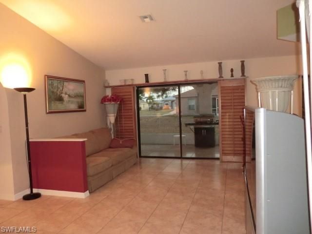 1000 SW 37th St, Cape Coral, FL 33914 Photo