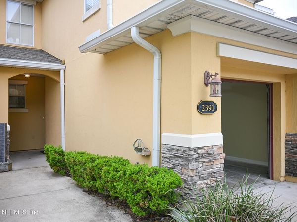 2391 WHITE SANDS Drive, Jacksonville, FL 32216
