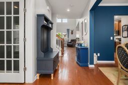 223 Mayfield Drive photo 4