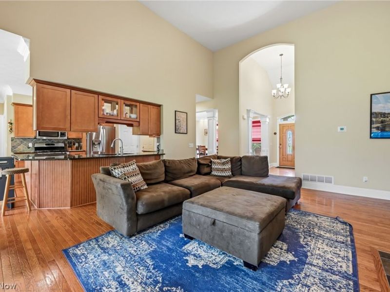 12355 Summerwood Drive, Concord Township, OH 44077 Photo 13