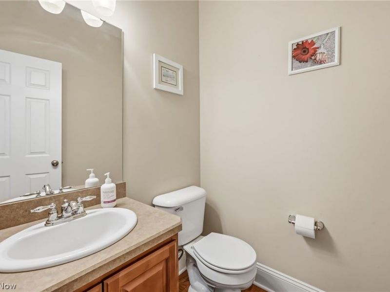 12355 Summerwood Drive, Concord Township, OH 44077 Photo 16