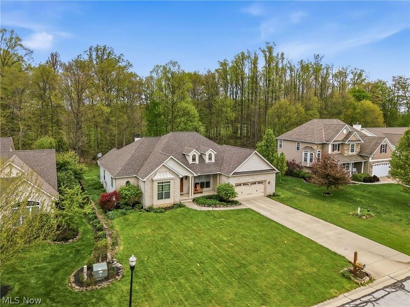 12355 Summerwood Drive, Concord Township, OH 44077 Photo 4