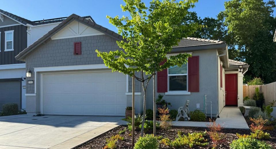 3345 Misty Lake Dr, Antelope, CA 95843 Photo