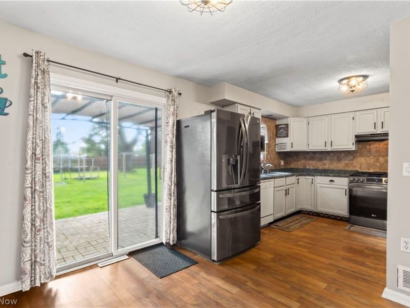 986 Keefer Road, Girard, OH 44420 Photo 7