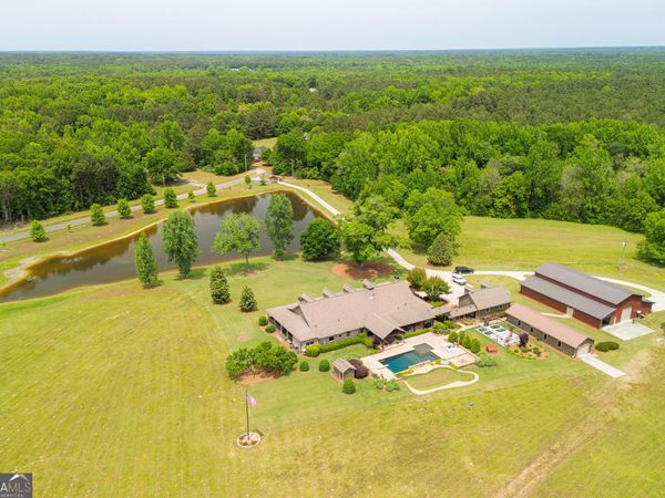 426 Oakland Road, Gay, GA 30218