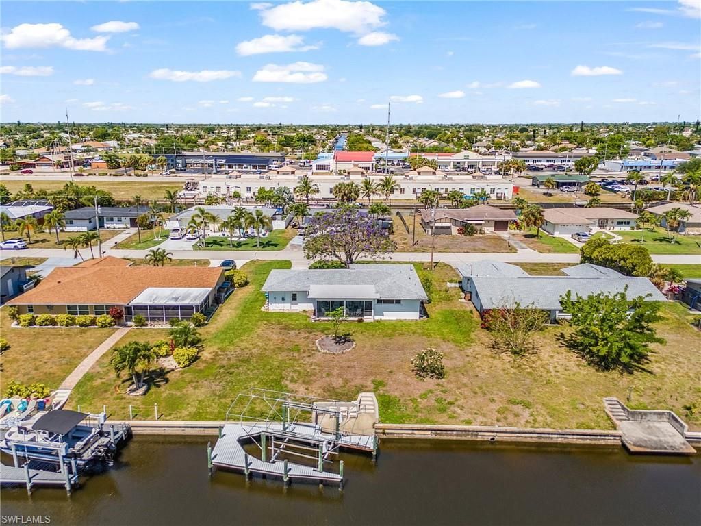 3021 SE 16th Pl, Cape Coral, FL 33904 Photo