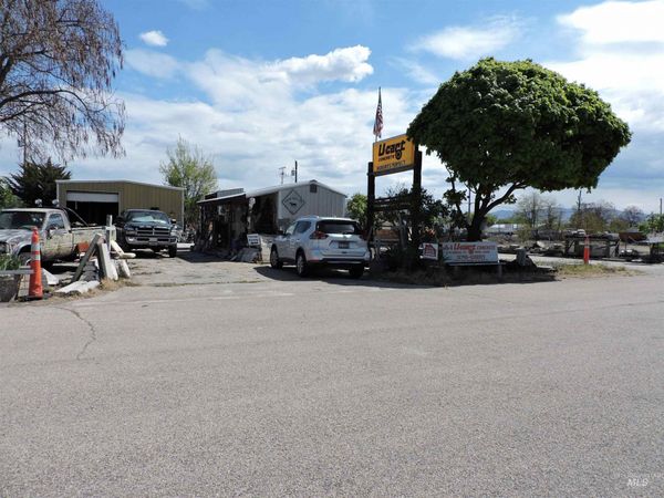 4776 Goodall, Garden City, ID 83714