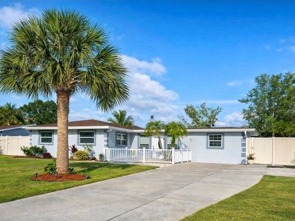 6316 FAIRWAY BOULEVARD , APOLLO BEACH, FL 33572