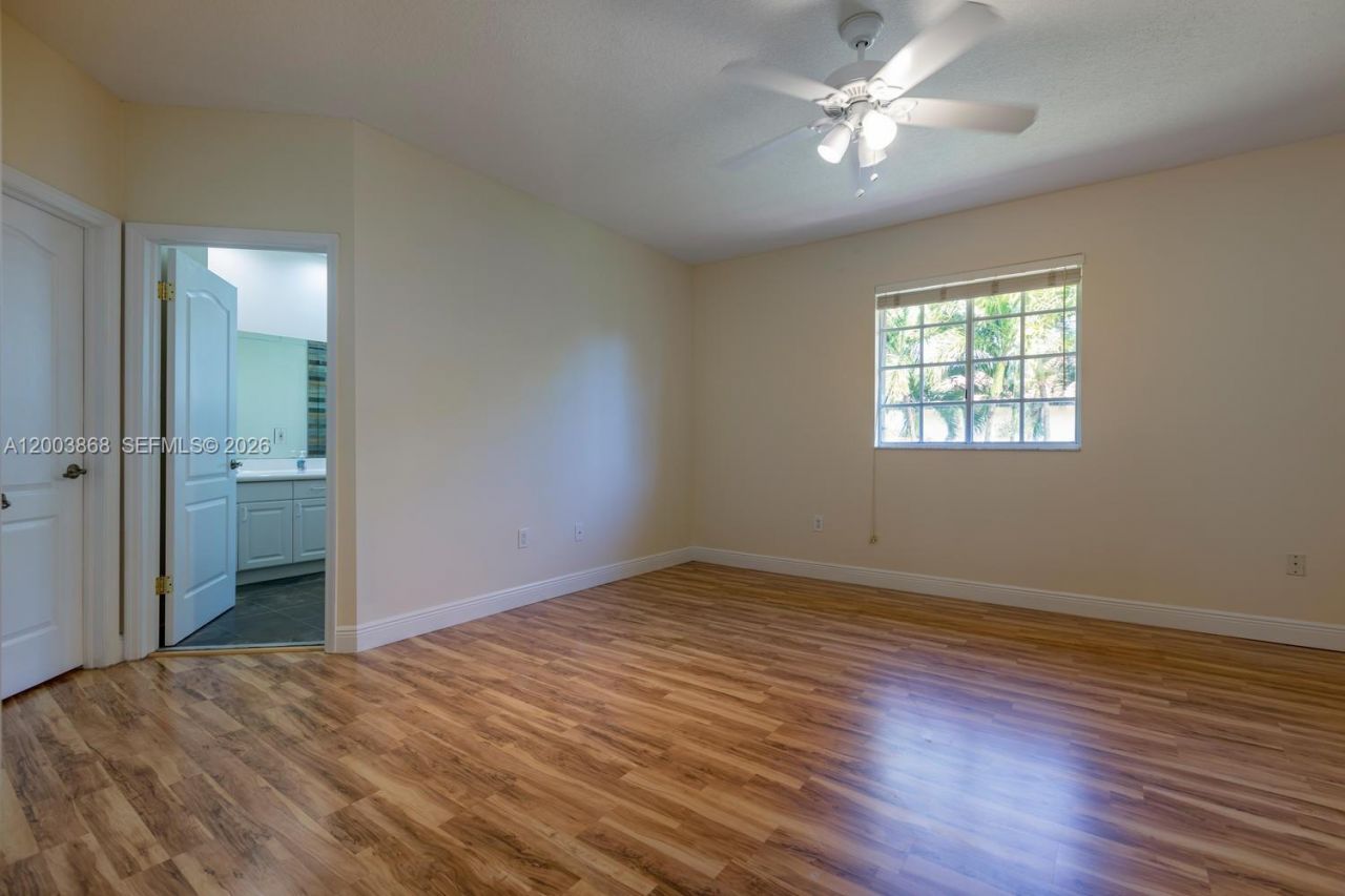 15831 SW 101st St , Miami, FL 33196 Photo