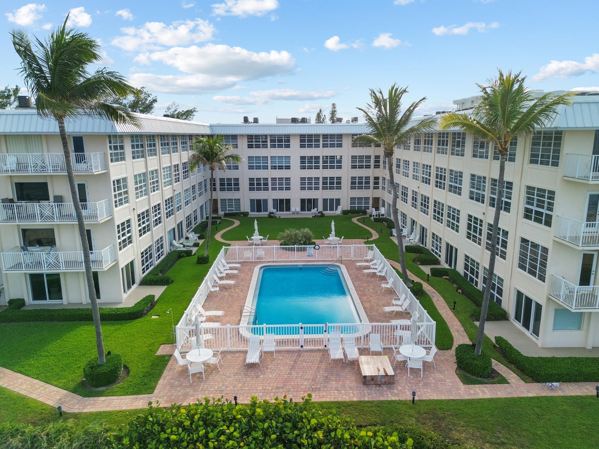 3851 N Ocean Boulevard, Unit 404, Delray Beach, FL 33483 Photo