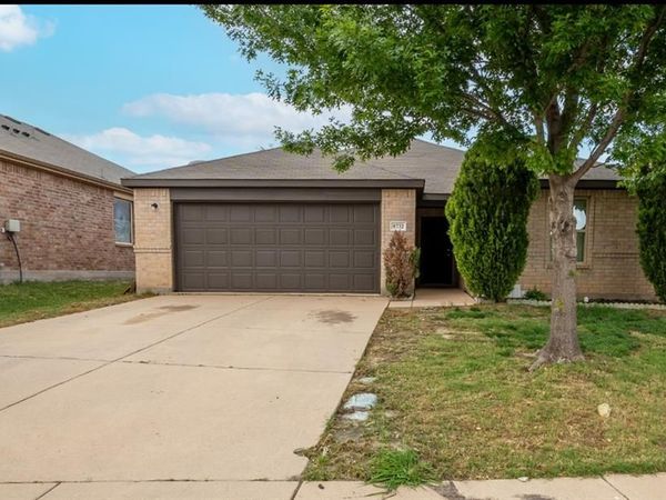 8732 Stone Valley Drive, Fort Worth, TX 76244
