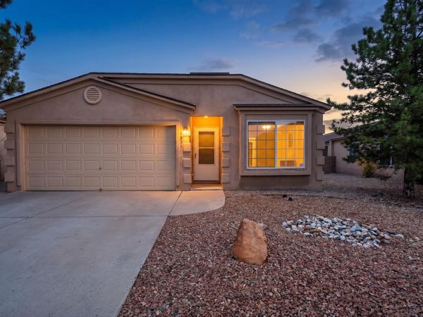 6831 Sirocco Place NW, Albuquerque, NM 87114