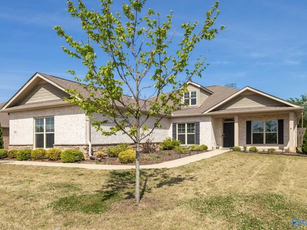 7040 Regency Lane, Gurley, AL 35748
