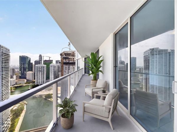 185 SW 7th St, Unit 4209, Miami, FL 33130