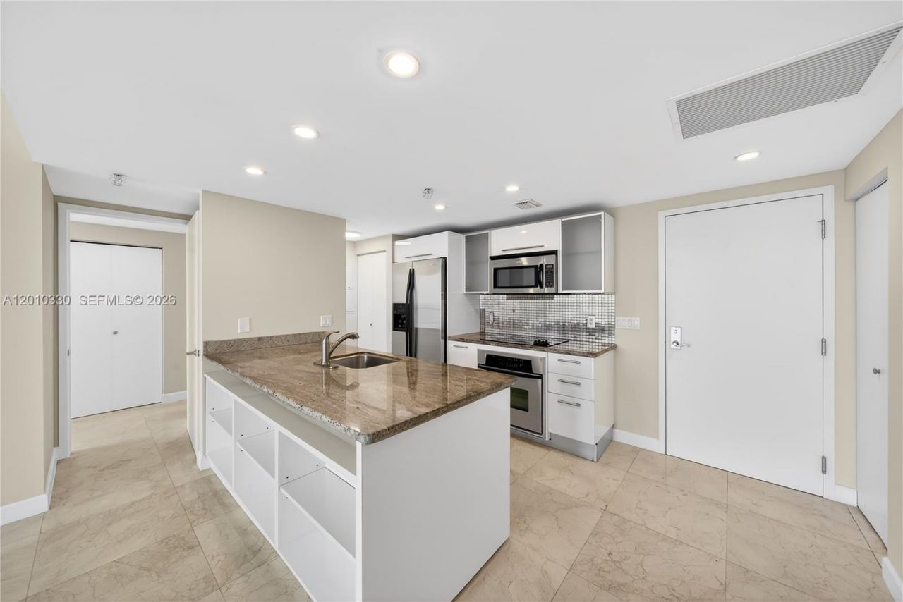 185 SW 7th St, Unit 4209, Miami, FL 33130 Photo