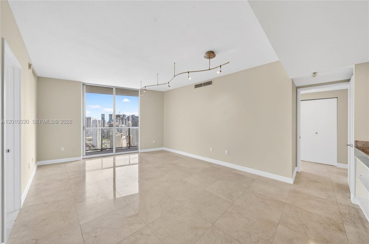 185 SW 7th St, Unit 4209, Miami, FL 33130 Photo