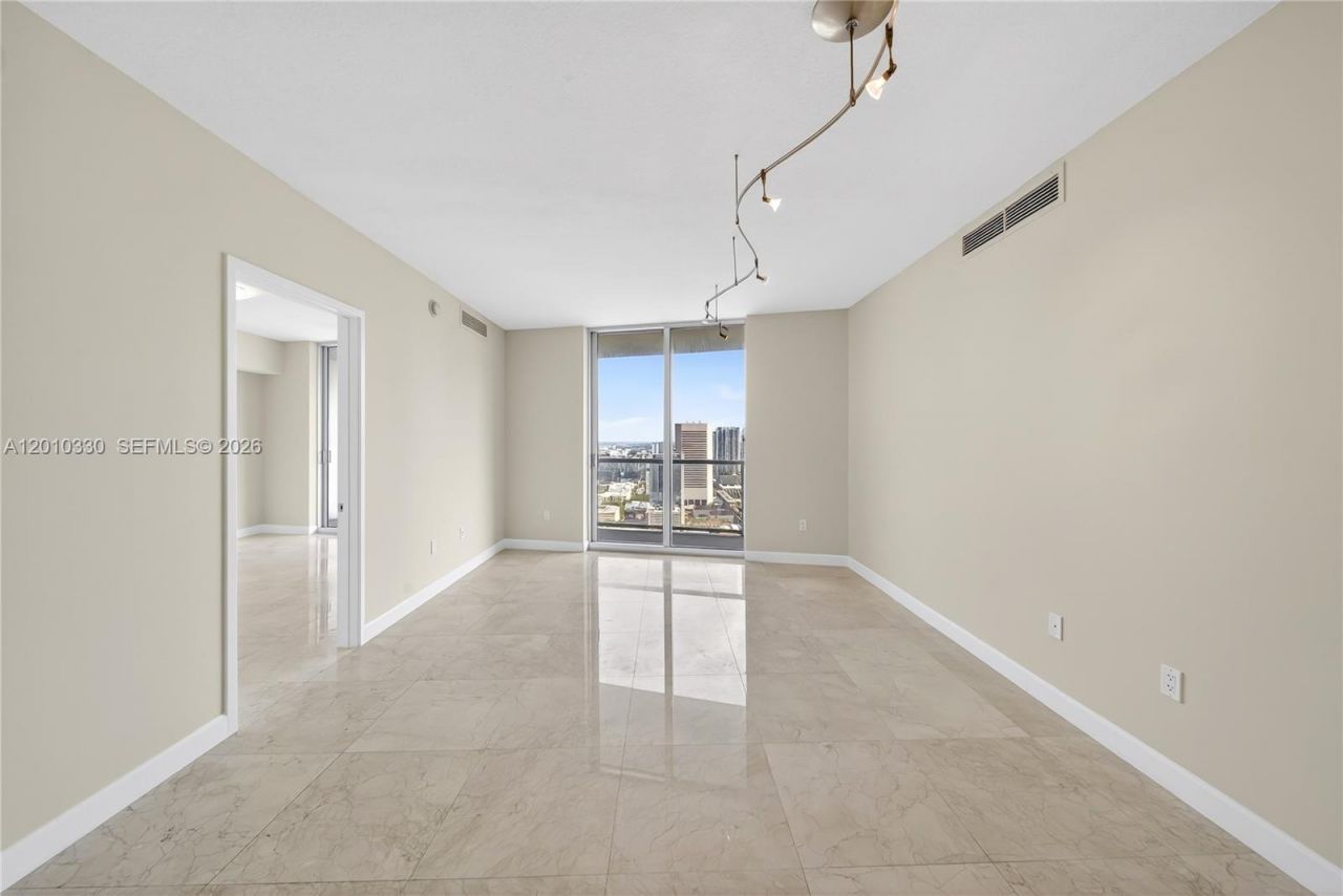 185 SW 7th St, Unit 4209, Miami, FL 33130 Photo