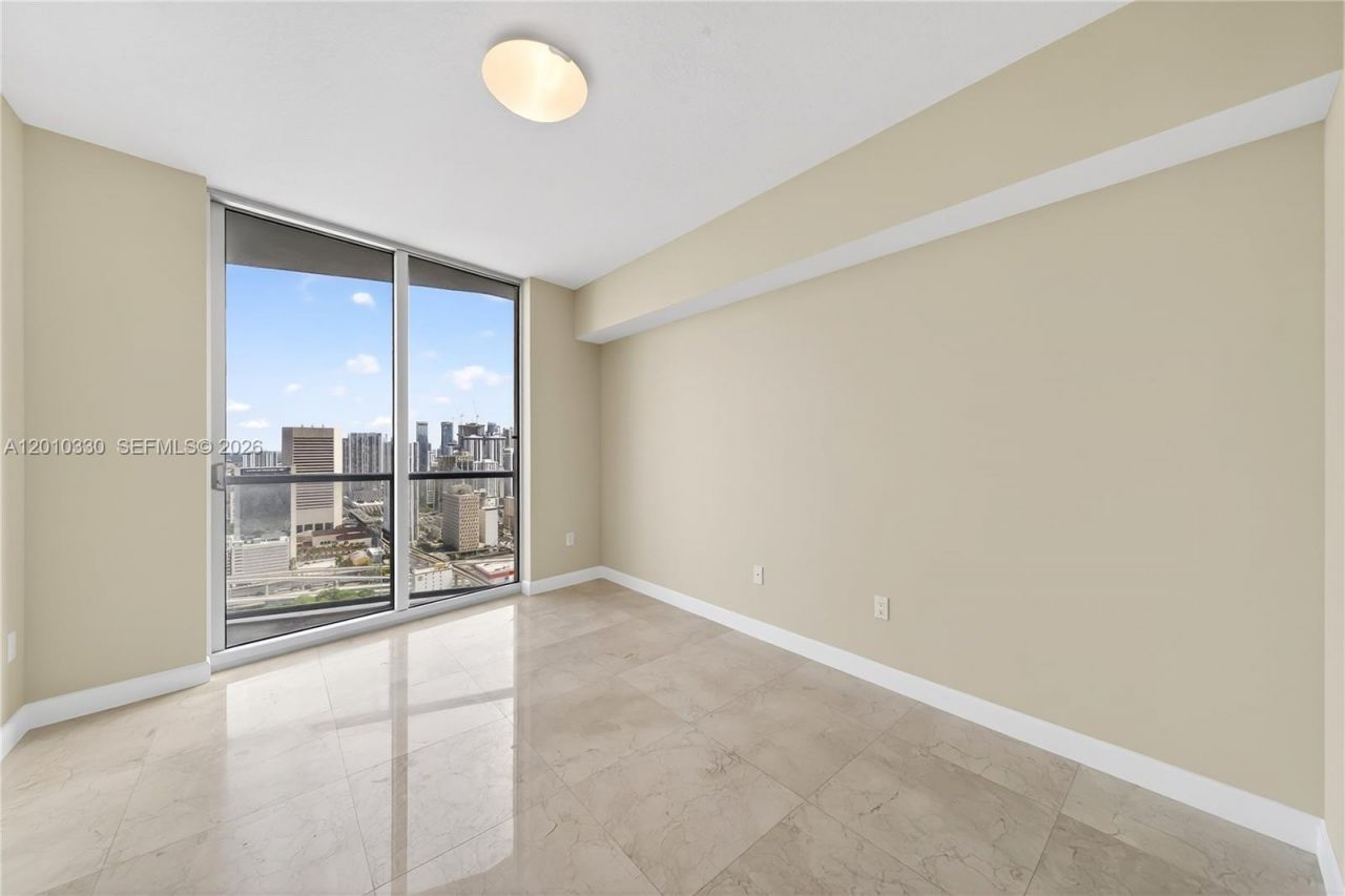 185 SW 7th St, Unit 4209, Miami, FL 33130 Photo