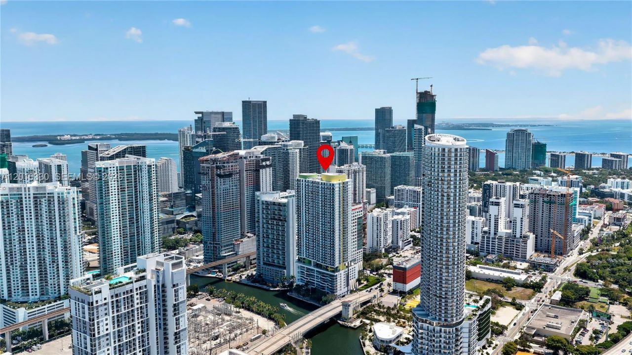 185 SW 7th St, Unit 4209, Miami, FL 33130 Photo