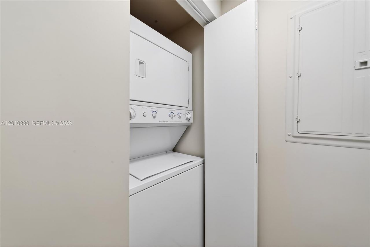 185 SW 7th St, Unit 4209, Miami, FL 33130 Photo