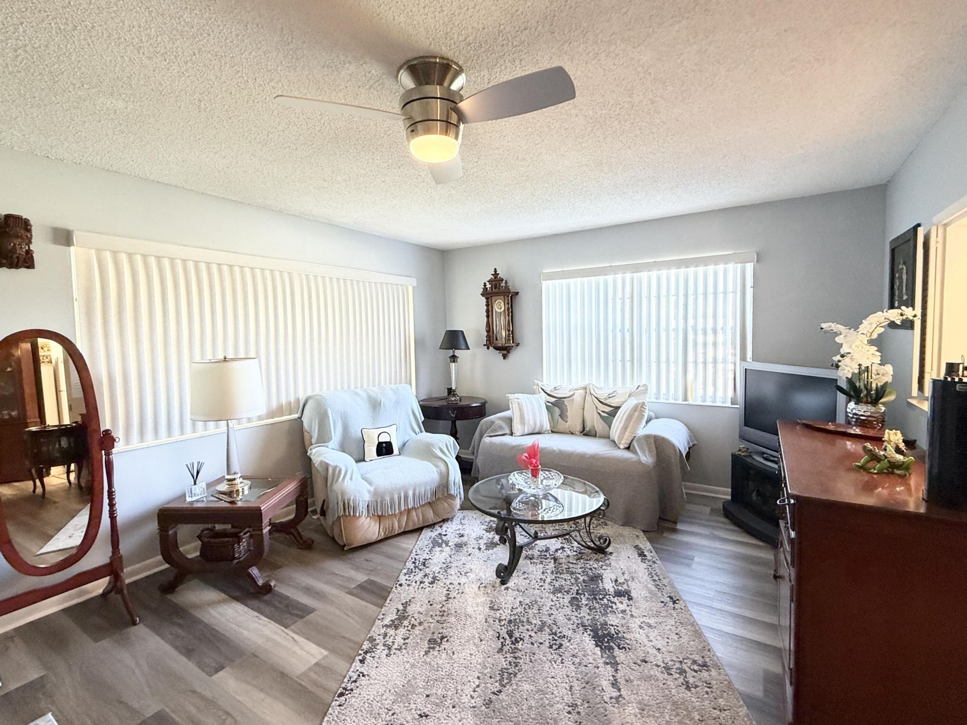 228 Canterbury J, West Palm Beach, FL 33417 Photo