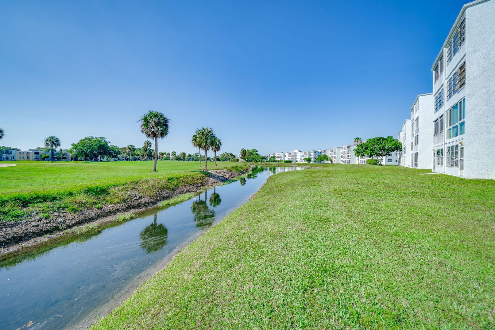 7608 NW 18th Street, Unit 202, Margate, FL 33063 Photo