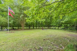 102 Nancy Lane photo 4