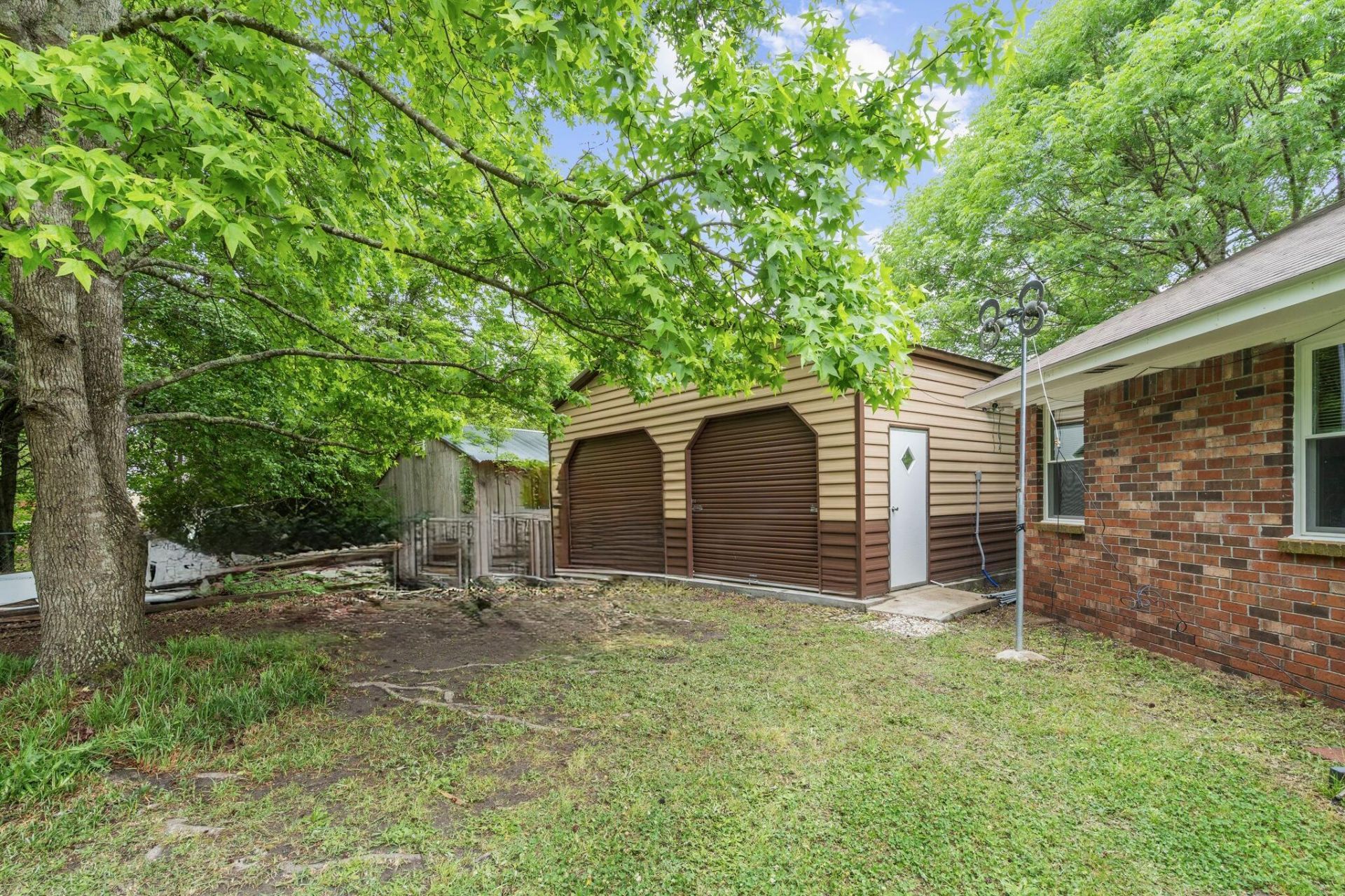 102 Nancy Lane Photo 23