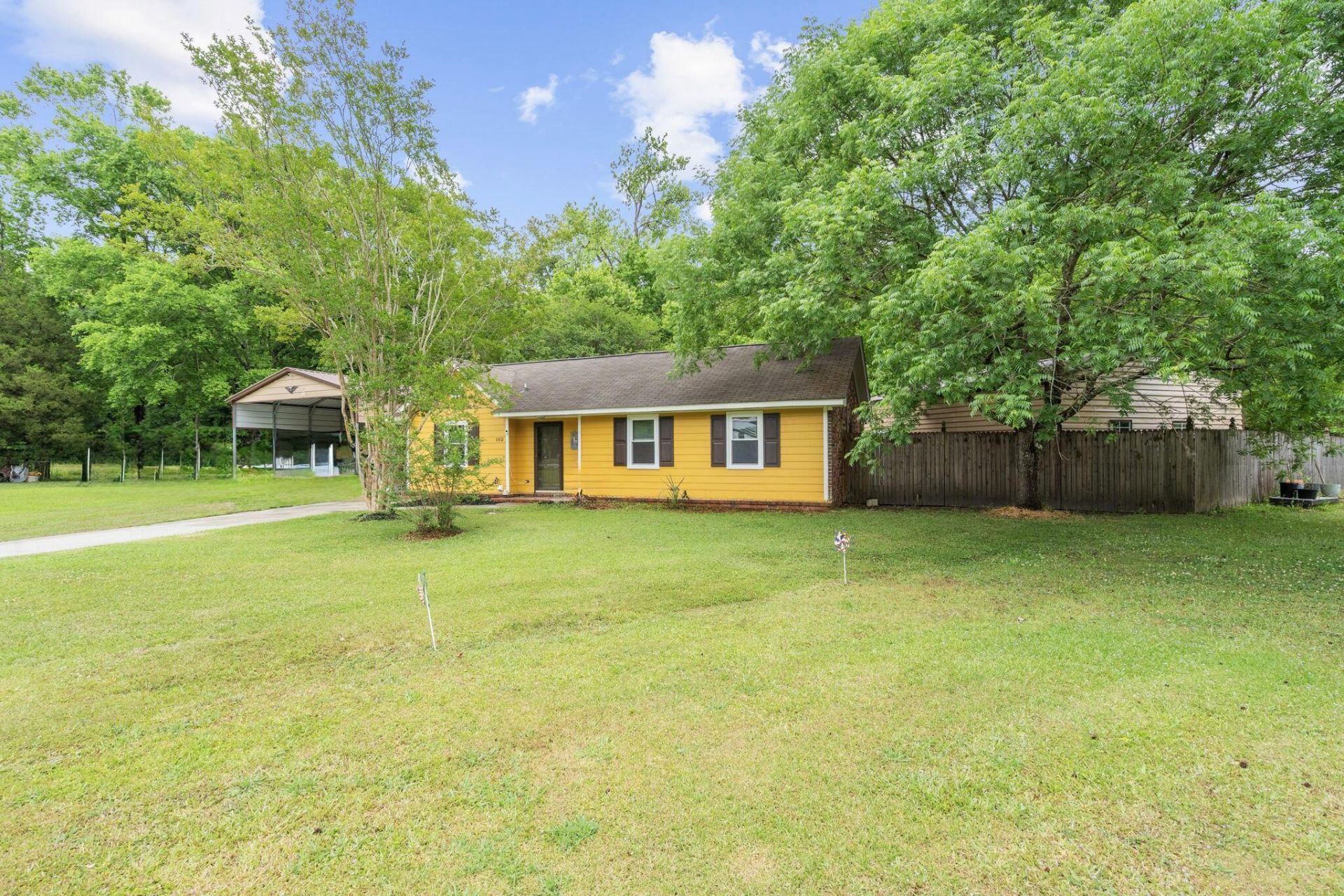 102 Nancy Lane Photo 26
