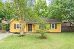 102 Nancy Lane photo 4
