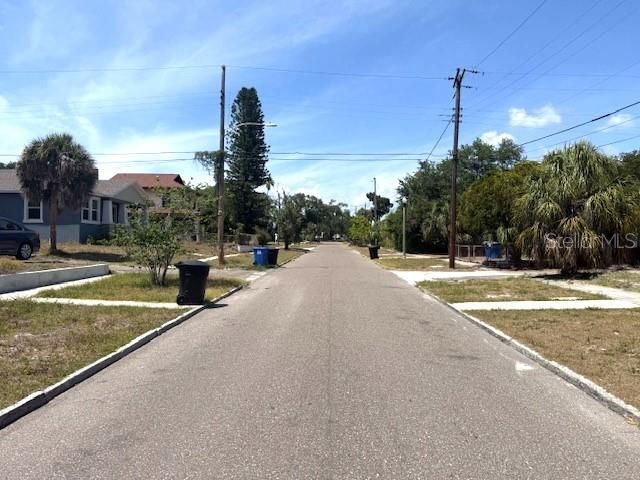 1931 10th Street S, Saint Petersburg, FL 33705 Photo