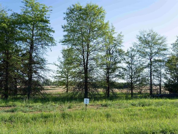 9985 Ayrshire Road, Chandler, IN 47610
