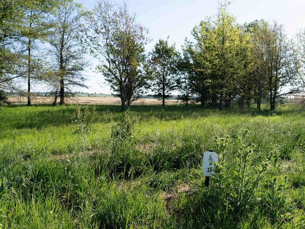 9925 Ayrshire Road, Chandler, IN 47610