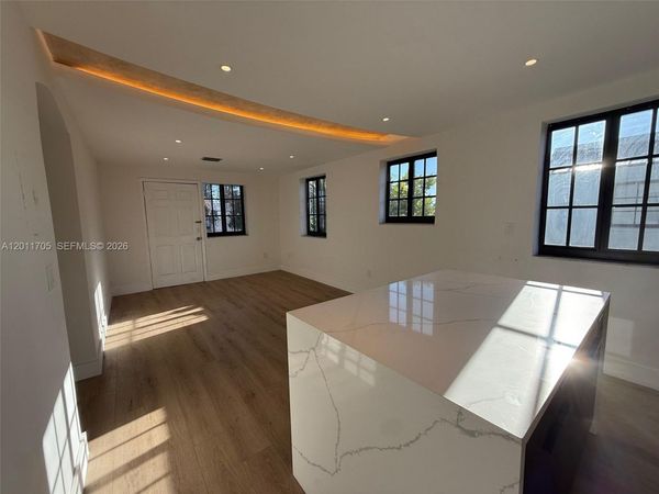 1716 SW 11 ST , Unit 4, Miami, FL 33135