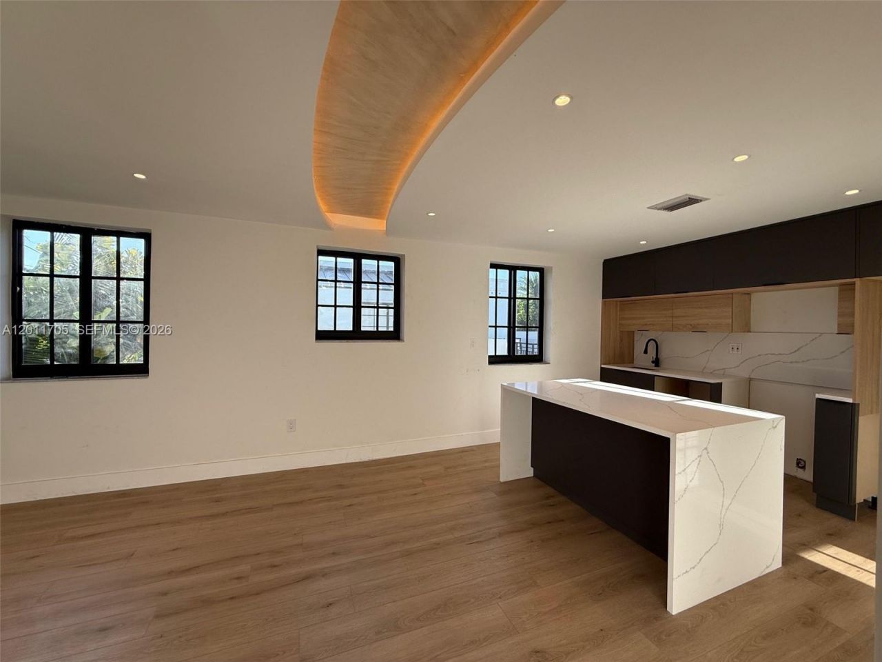 1716 SW 11 St , Unit 4, Miami, FL 33135 Photo