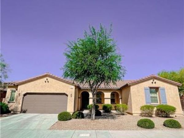 6811 Desert Island Street , Las Vegas, NV 89149