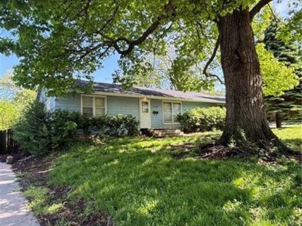 7800 W 59th Terrace, Mission, KS 66202