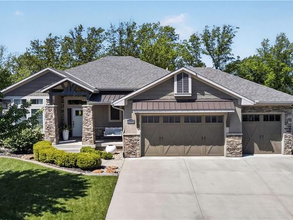 1406 Kenton Lane, Raymore, MO 64083