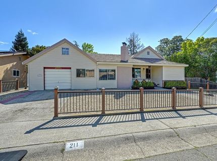 211 Katherine Way, Auburn, CA 95603 Photo