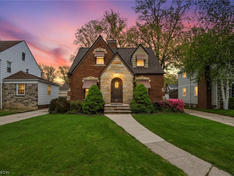 91 E 212th Street, Euclid, OH 44123 Photo 1
