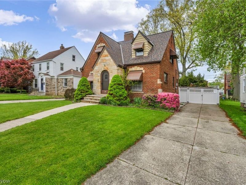 91 E 212th Street, Euclid, OH 44123 Photo 4