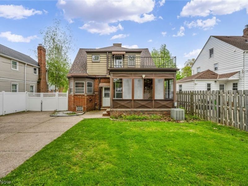 91 E 212th Street, Euclid, OH 44123 Photo 6