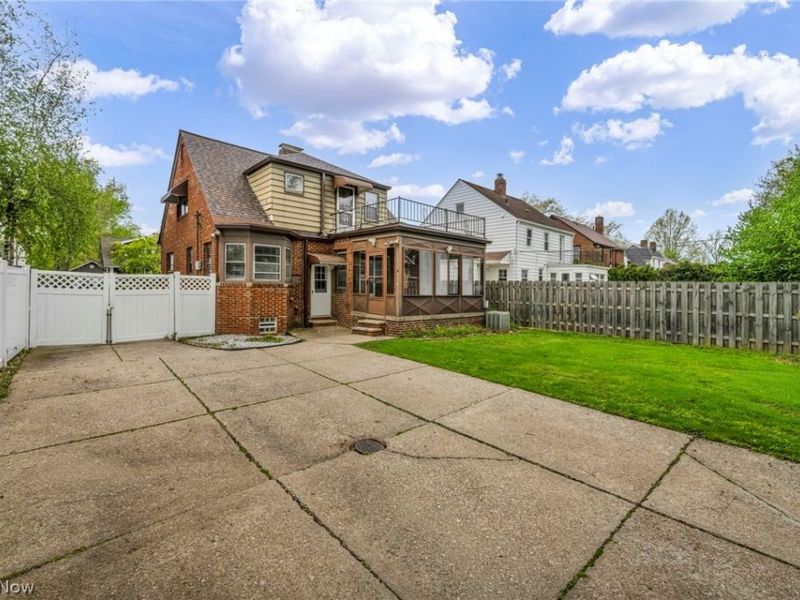 91 E 212th Street, Euclid, OH 44123 Photo 7