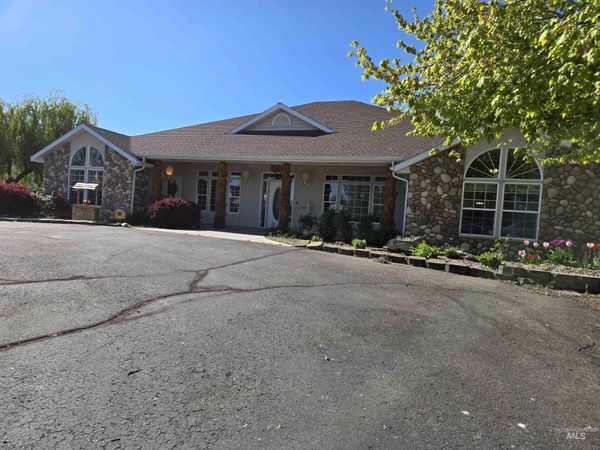 2080 Shelley Dr, Payette, ID 83661