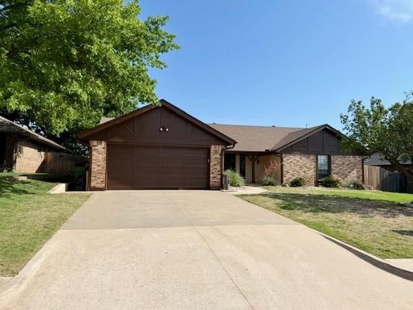 309 Kings Canyon Drive, Yukon, OK 73099